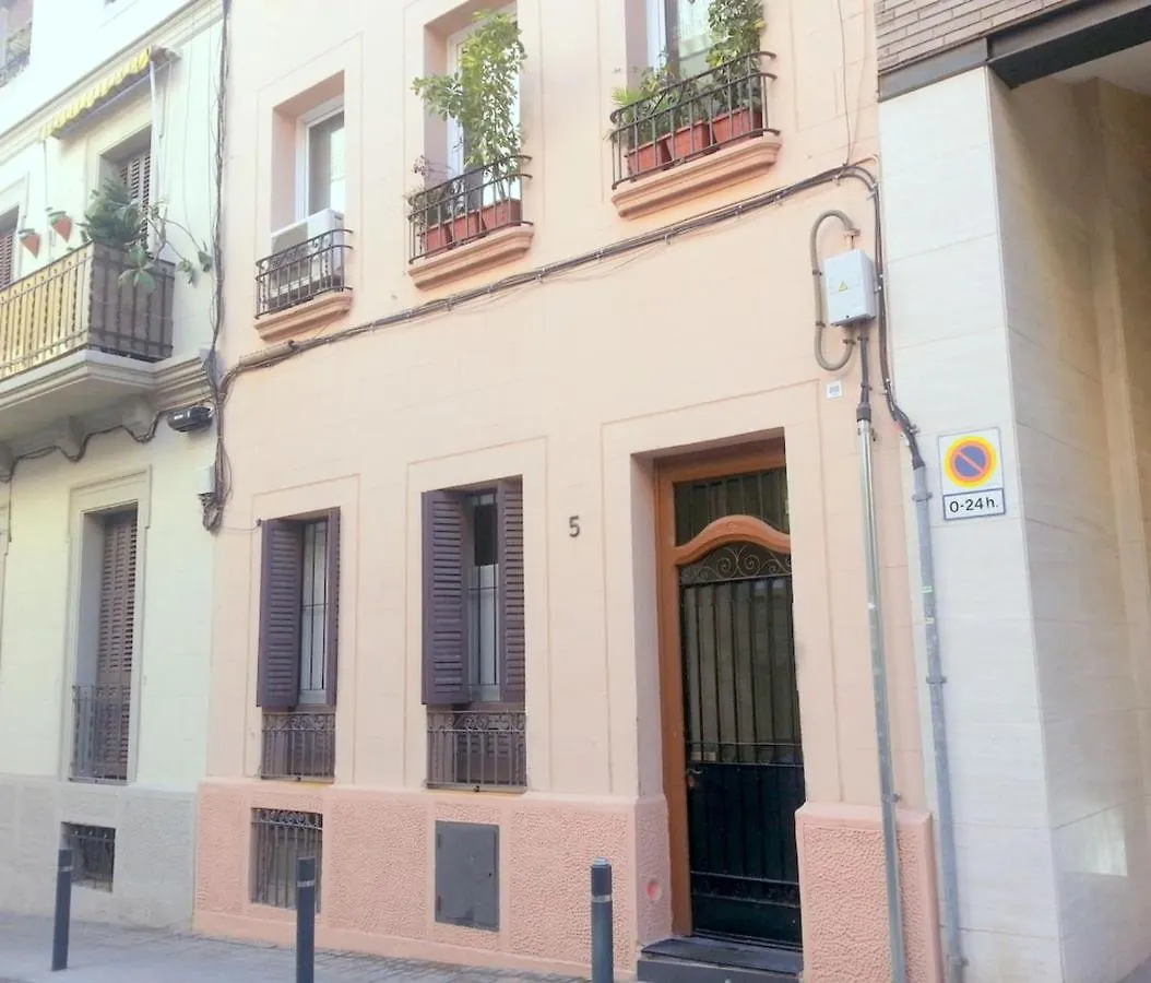 New! Apartment In Sarria Near Metro Barcelone